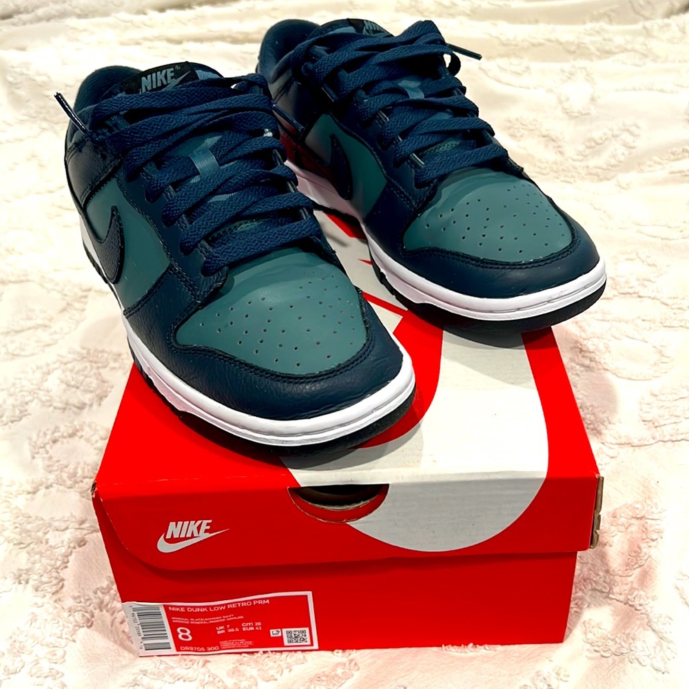 Nike Dunk low